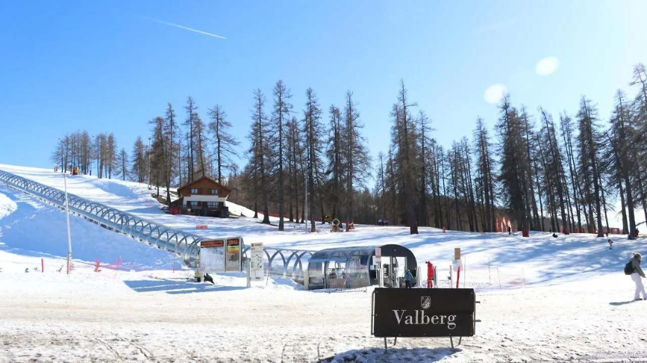 Charmant 2 Pieces Centre Station Valberg France